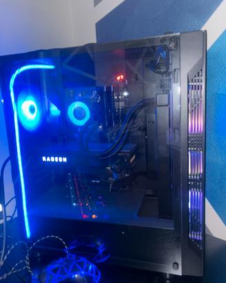 Pc gaming completo di tutto
