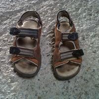 Scarpe sandali vari bambino numeri 30, 31 e 32