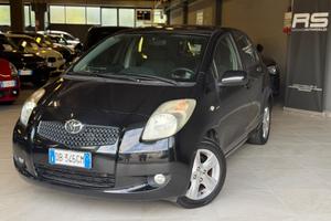 Toyota YARIS 1.4 D-4D 5P SOL KMCERT AUTOMATICA