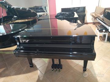 Pianoforte a coda Kawai modello RX-2 nero lucido