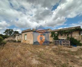 Castelvetrano Magazzino Con Terreno Agricolo