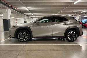 Lexus UX - Roma Cinecittà