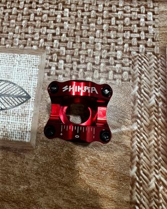 Attacco manubrio mtb ergal