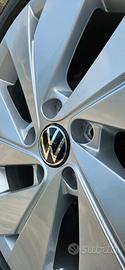CERCHI E PNEUMATICI 17" NUOVI VOLKSWAGEN 