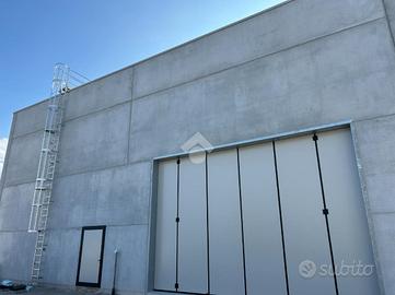 CAPANNONE A VOLPAGO DEL MONTELLO