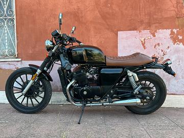 Junak 125 cc , solo 3897 km, anno 2019 cafe racer