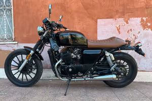 Junak 125 cc , solo 3897 km, anno 2019 cafe racer