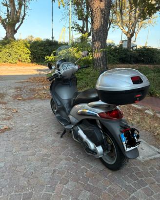 Piaggio Beverly 500