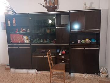 Soggiorno componibile DIVISIBILE e capiente legno