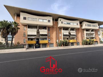 Via Golfo di taranto quadrilocale con p.a. e box