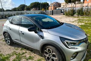 autovettura Renault Captur 