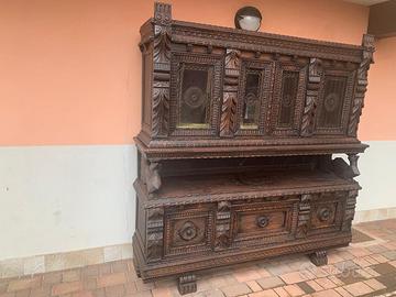 Credenza o Sala completa in castagno lavorata