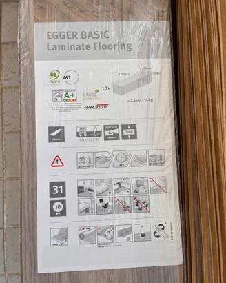 Pavimento Laminato EGGER BASIC 7 mm – Circa 50 m²