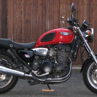 Triumph Legend TT 900