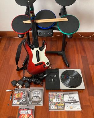 Set Guitar Hero, Dj Hero + 5 giochi ps3