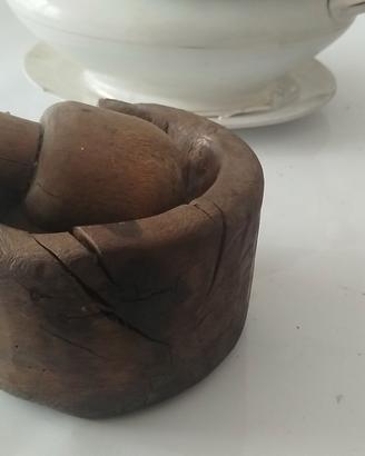 Mortaio in legno