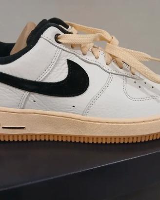 Nike Air Force 1 Scarpe Basse da Donna DR0148-101