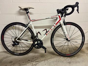 Bici da corsa Giant TCR Carbonio 11 V Ultegra