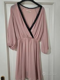 Abito Rosa Cipria con Dettagli in Pizzo - Chic e R