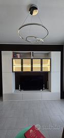 Parete attrezzata e credenza abbinata