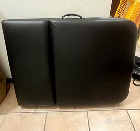 Lettino da massaggi o tatuaggi