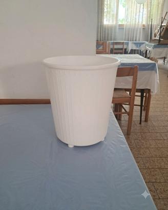  4 cestini getta rifiuti (disponibilità 30 pz)