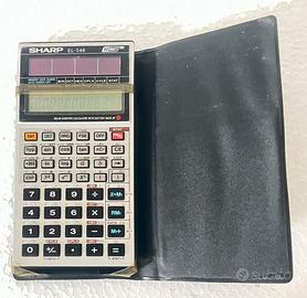 Calcolatrice  scentifica solare Sharp-EL 546-usata