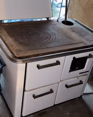 Stufa cucina legna zoppa 