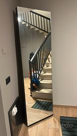 Specchio con base self-standing