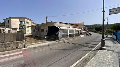NEGOZIO A CASTELLABATE