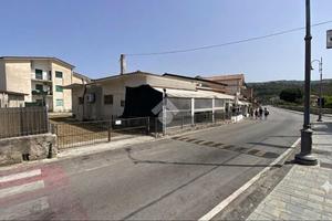 NEGOZIO A CASTELLABATE