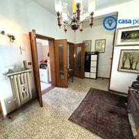 Appartamento quadrilocale con garage