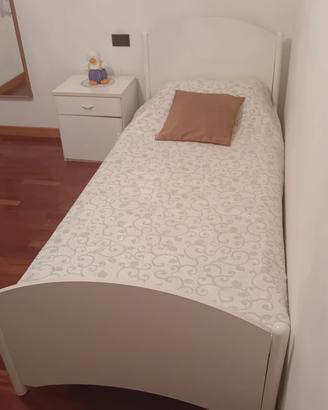 letto singolo +comodino