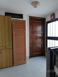 Camera indipendente vista lago