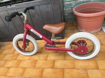 Bici senza pedali Trybike balance bike bambino