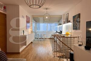 Appartamento su 2 livelli con piscina