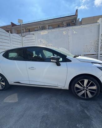 Renault Clio costume nazionale 2015 200.000 Km