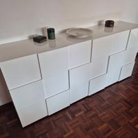 Credenza moderna