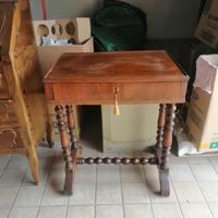 mobili usati antichi