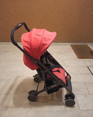 Passeggino RECARO super leggero, minimo ingombro e