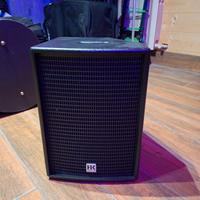 CASSA A BATTERIE E CORRENTE