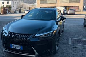 Lexus UX 250h