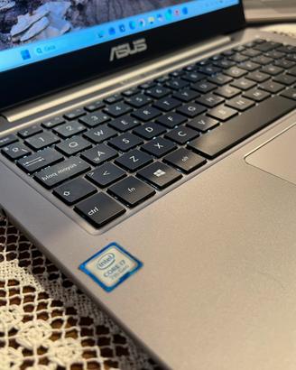 Asus Zen Book i7 7500U