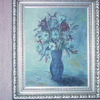 Fiori in un vaso blu