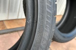 2 Gomme Brdgestone 245/35/18