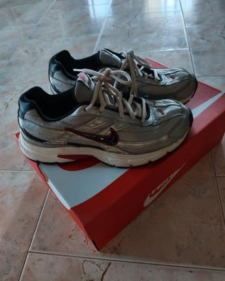 scarpe NIKE