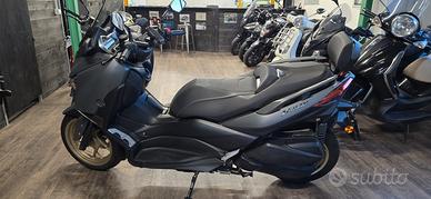 Yamaha X-Max 300 Tech Max