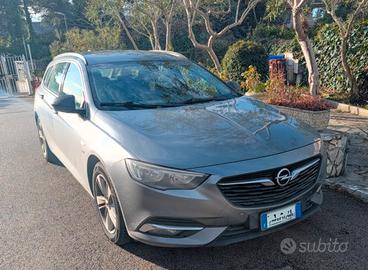 Opel Insignia B sports tourer 
