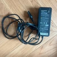 Caracabatterie Monopattino elettrico Segway