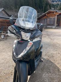 HONDA  SH 300i